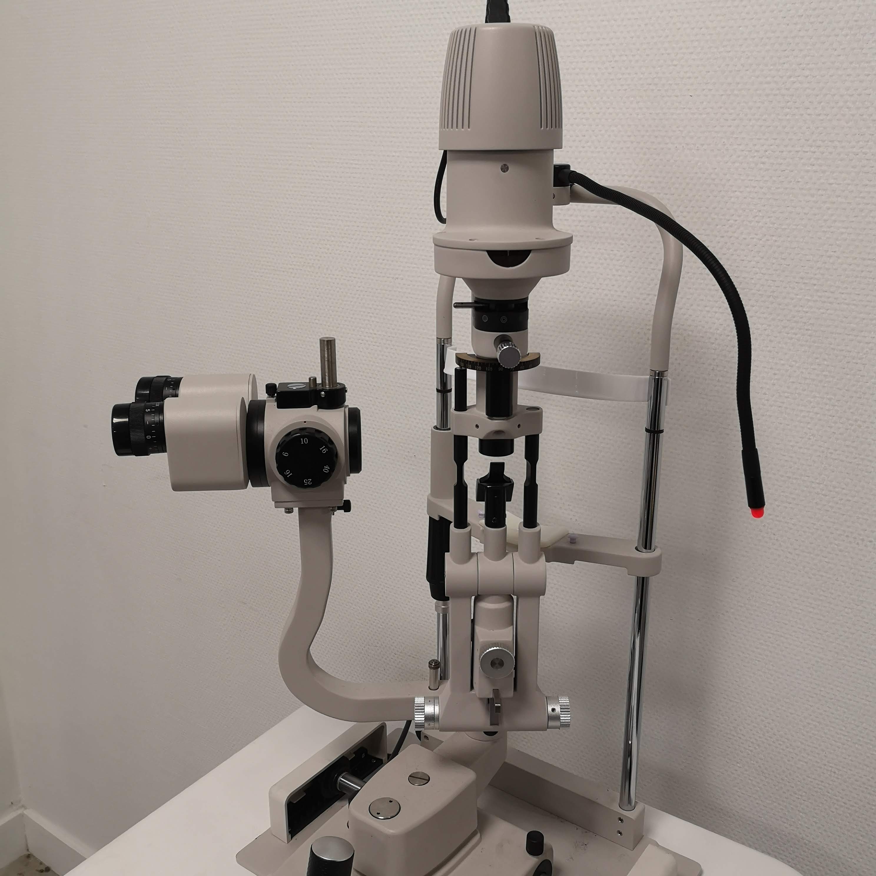 Slit lamp diagnostic equipment at Global Eye Hospital
